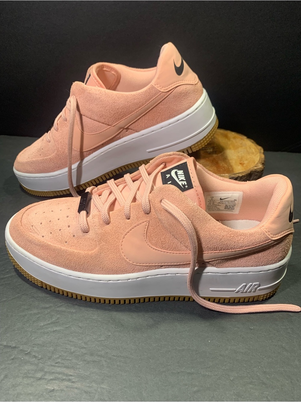 Nike Air Force 1 Women’s Low Coral White Suede Sneakers Shoe Size-9